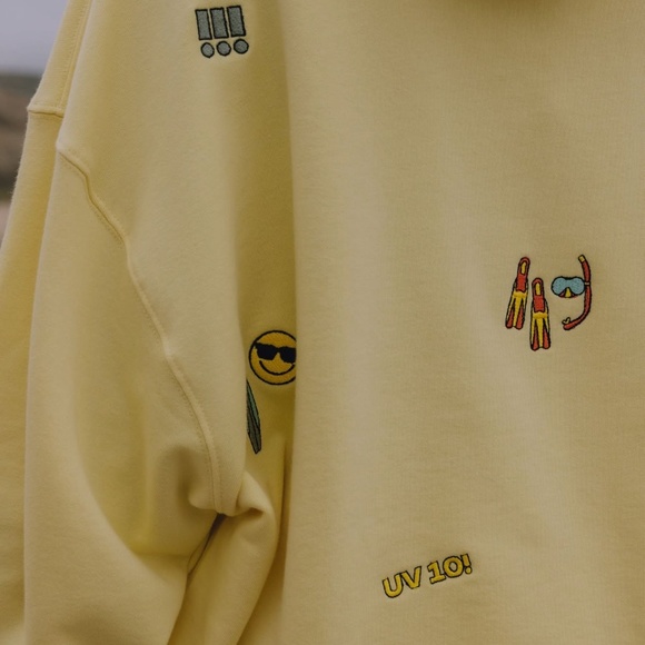 Daily Drills Lemonade Hoodie! Sz xs/sm a MUST HAVE NWT - Picture 3 of 4